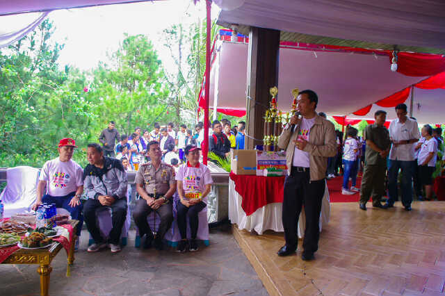 Ribuan Pelari Ramaikan Tomohon Linow Lake 10K